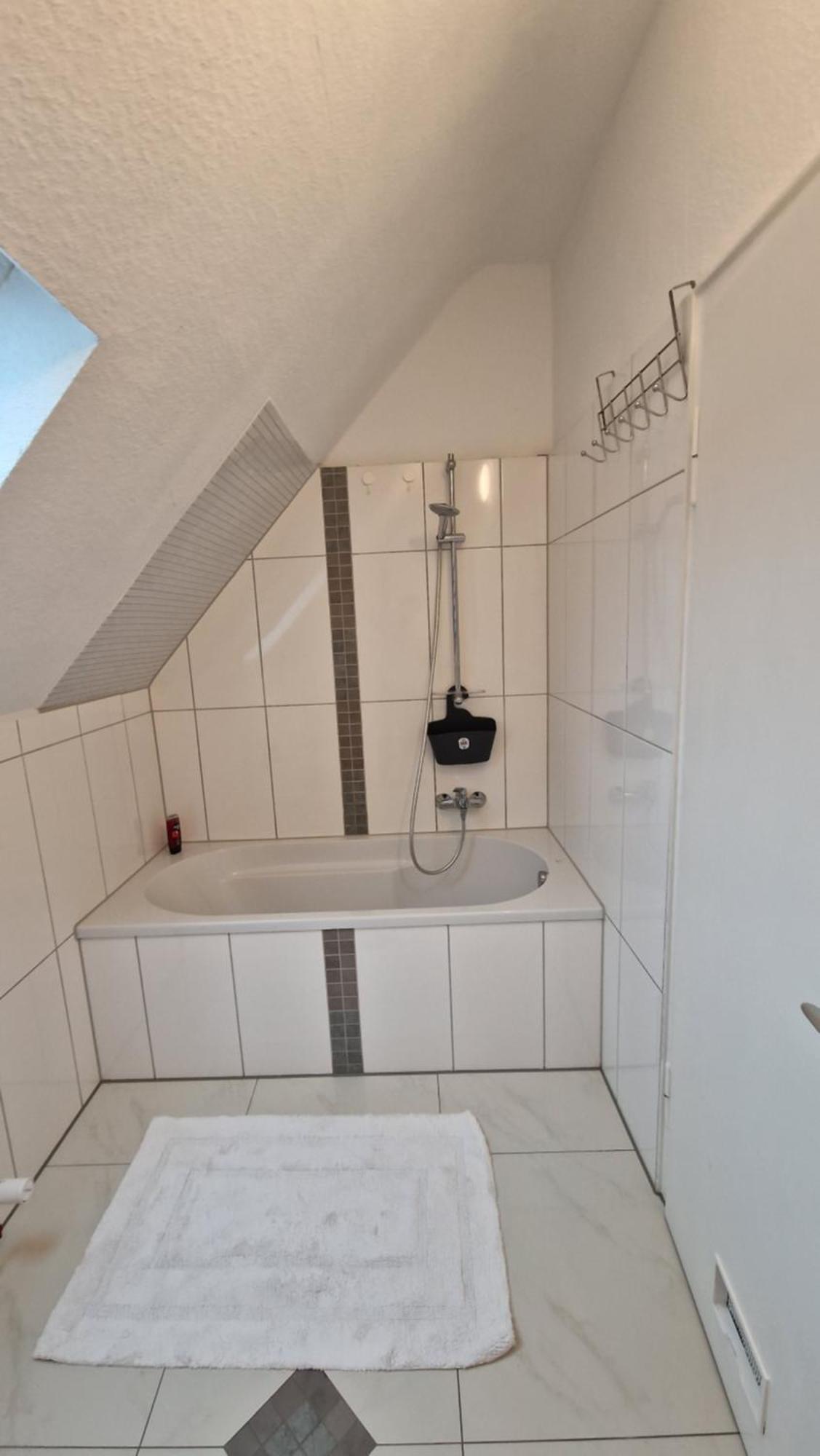 Canim Appartement Дуйсбург Екстер'єр фото